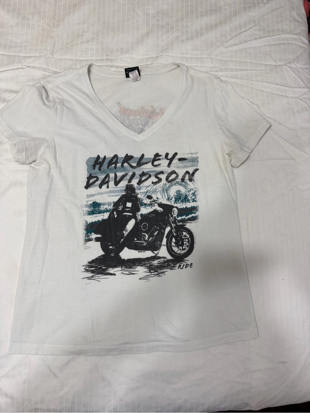 Harley‑Davidson White V‑Neck Tee with Black & Teal Graphic